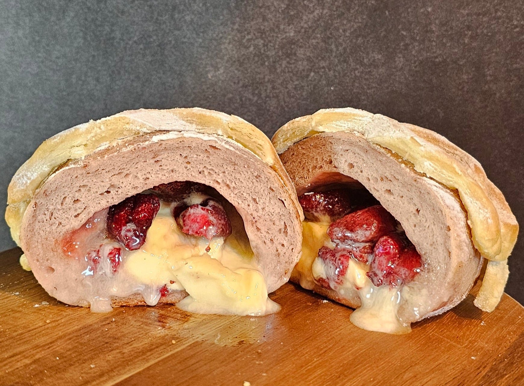 【3～5月末限定】苺みるくパイ